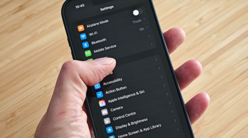 , WEB: 20 paramètres clés de l’iPhone à modifier (2025)