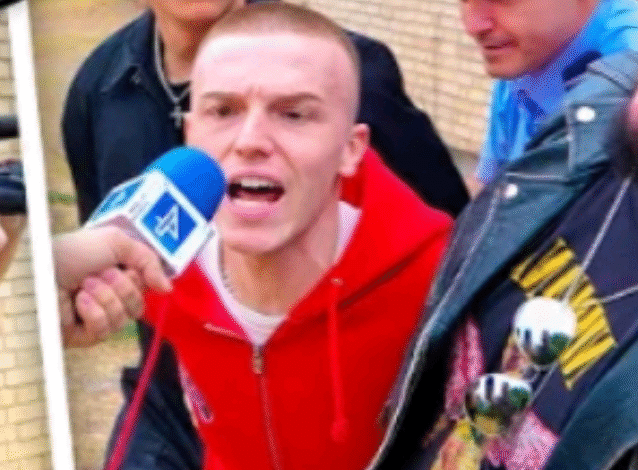 , YouTuber; ILS NOUS ONT MIS EN PRISON… NOUS AVONS BESOIN D’AIDE