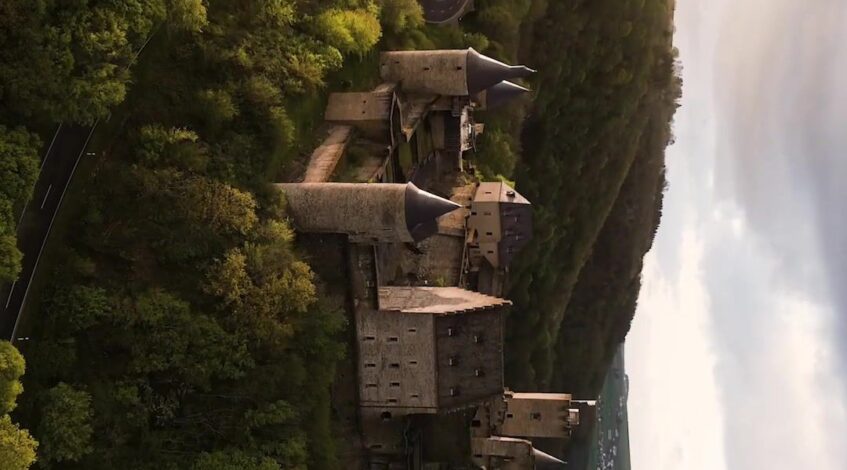 , drone; Le coucher du soleil ne pourrait pas être mieux