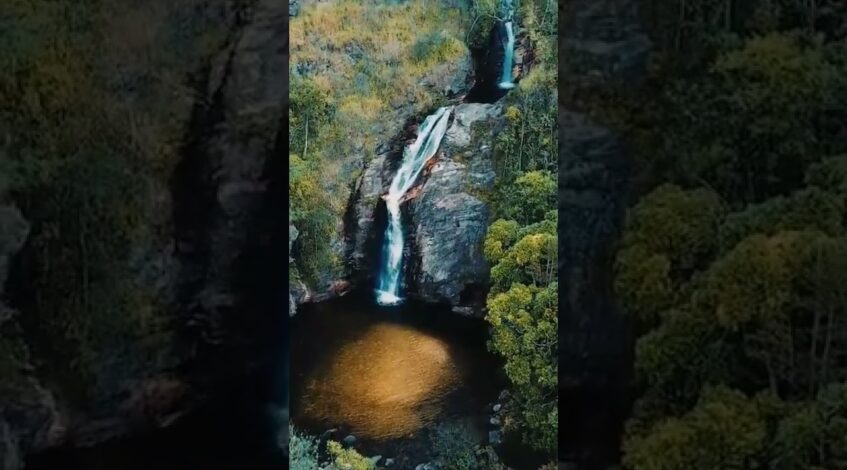 , (drone de paisagem): LINDA CACHOEIRA VISTA PELO ALTO #Referencia #Drone #Shorts #Paisagem