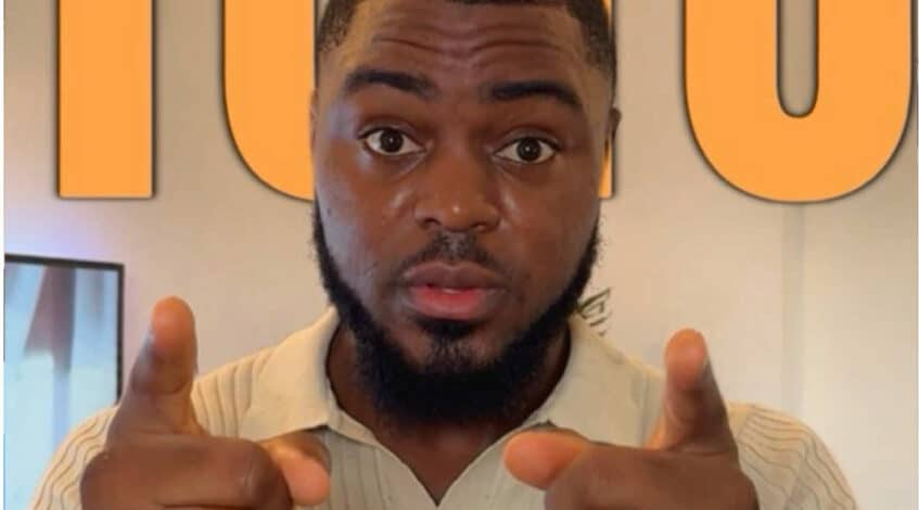 , création de contenu,Comment mettre du texte en arrière plan. Je te montre comment réaliser cela dan
sur Tiktok