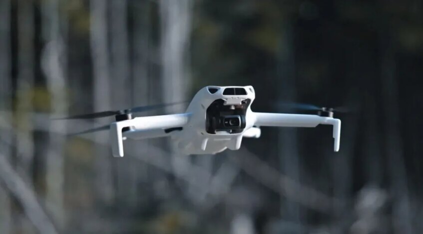 , WEB: Drone DJI Mini 4 Pro vs Skyrover S1 : Les vraies différences