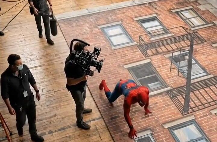 , 影视制作,Vous êtes-vous déjà demandé comment Spider-Man « escalade » les bâtiments ? Ce ne sont que des trucs de caméra + Cleve
sur Tiktok