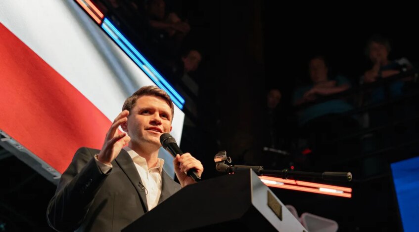 , WEB: Les attaques du GOP contre James Talarico sortent tout droit du manuel d’Incel