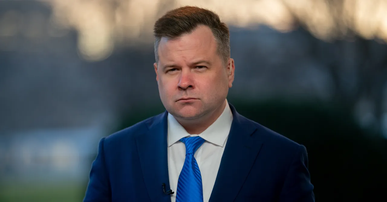 , WEB: Trump met en danger une autorité de surveillance clé en raison du choix d’un chef espion « non qualifié »