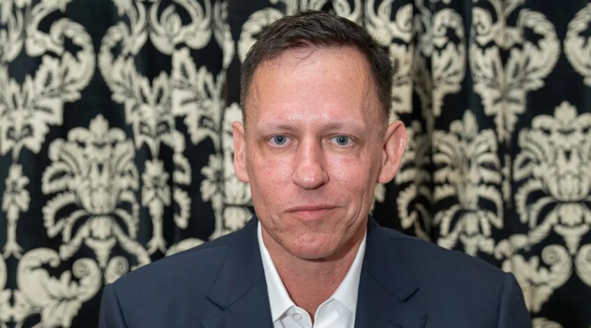 , WEB: Une fuite révèle les membres de la société secrète du « dialogue » de Peter Thiel