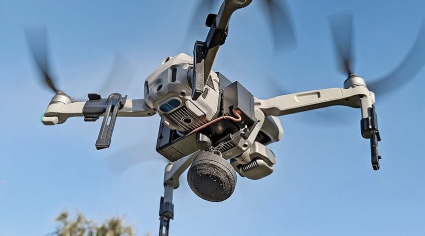 , drone,DIY Drone Drop: How to Deliver Payloads with a Consumer Drone sur Pinterest