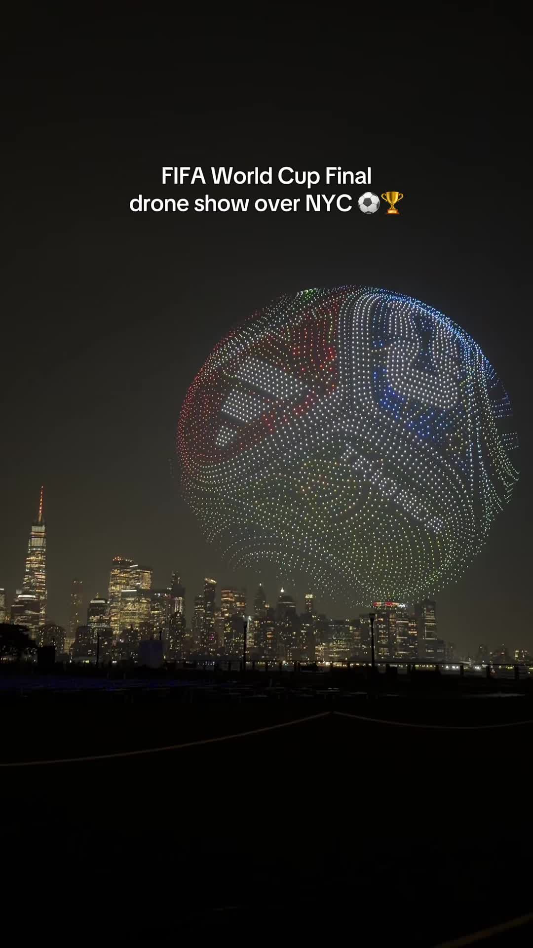 Qui est prêt pour dimanche ?? La Coupe du monde prépare NY/NJ pour le grand match